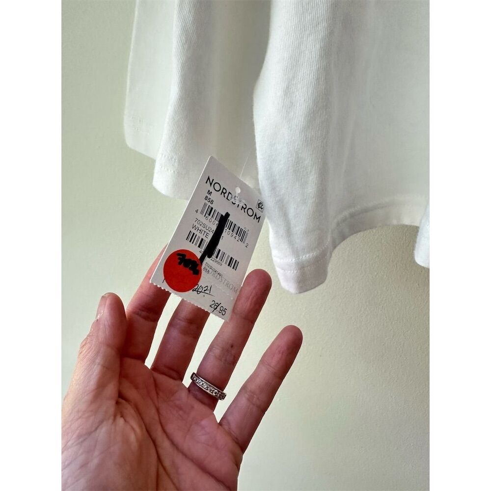 PacSun Women's Cropped T-Shirt White Size M Casual Summer Top - Picture 4 of 5
